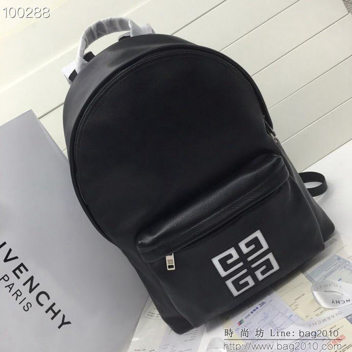 GlVENCHY紀梵希 雙肩包 頭層牛皮 原版亞銀五金 休閒背包 潮人必備款  tsg1086